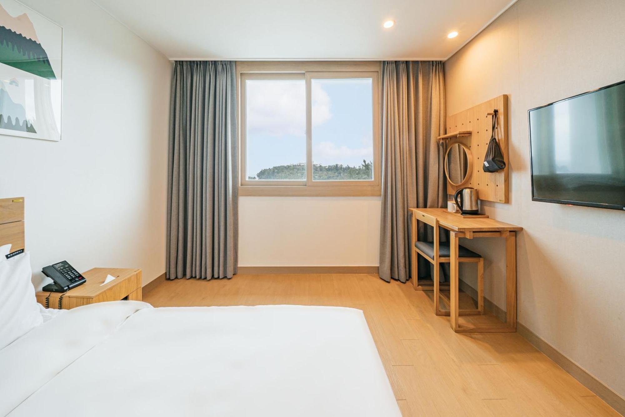 Heyy Seogwipo Hotel Exterior foto
