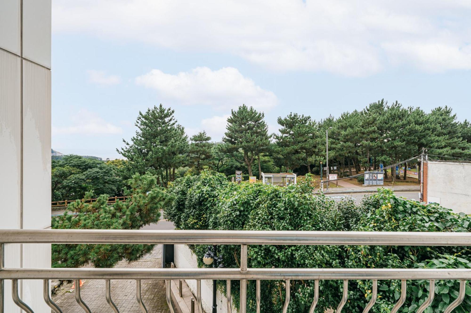 Heyy Seogwipo Hotel Exterior foto
